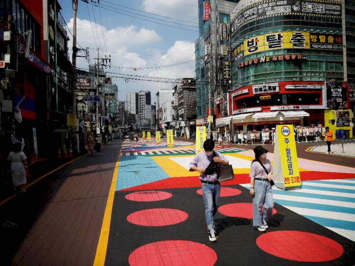 Korea Selatan Mulai Longgarkan Jam Malam Untuk Kegiatan Usaha di Luar Seoul