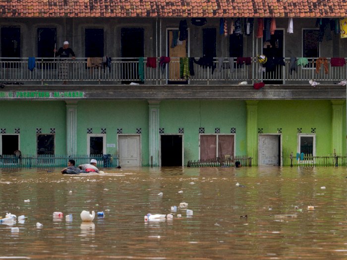 BNPB Catat 355 Bencana Terjadi di 2021, Banjir Terbanyak dan 1,7 Juta Warga Mengungsi