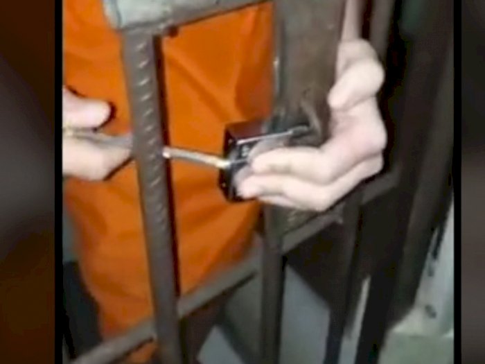 Parah! Tahanan Ini Bobol Gembok Sel Penjara Dengan Mudah dan Cepat, Terekam Kamera