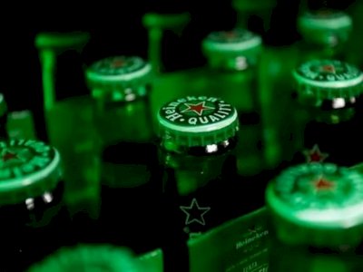 Heineken Akan Memecat 8.000 Pekerja untuk Memulihkan Operasi di Tengah Pandemi