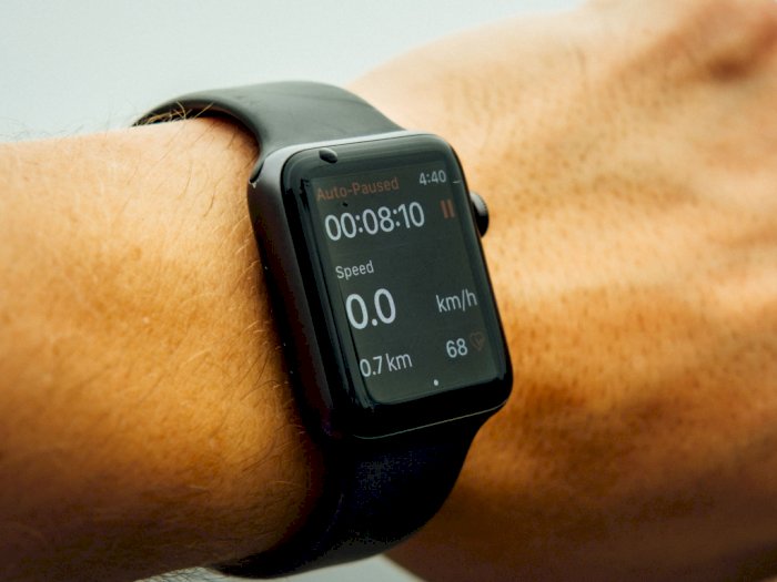 Sebanyak 100 Juta Orang di Seluruh Dunia Kini Pakai Jam Tangan Apple Watch!