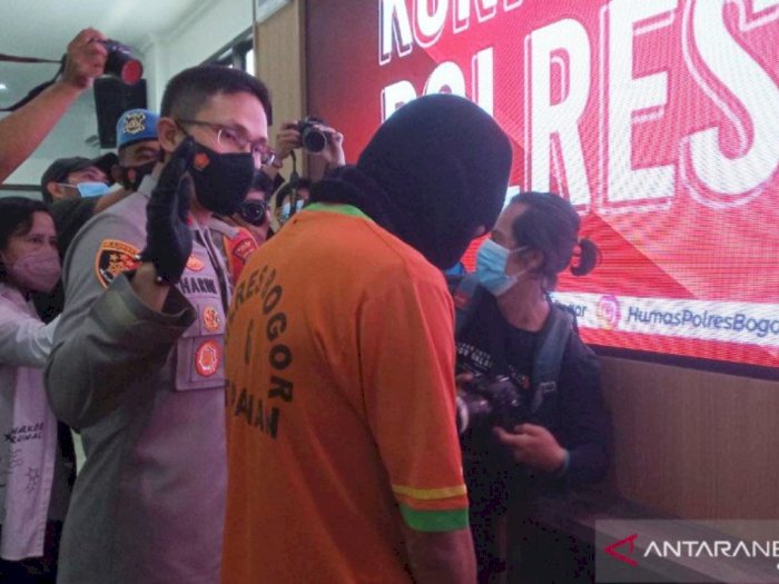 Tilap Dana Bansos Pandemi, Staf Desa di Bogor Ditangkap Polisi