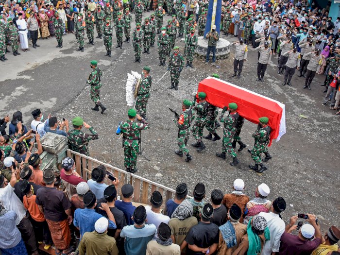 TNI Benarkan 1 Prajuritnya Gugur Usai Baku Tembak dengan KKB Hari Ini