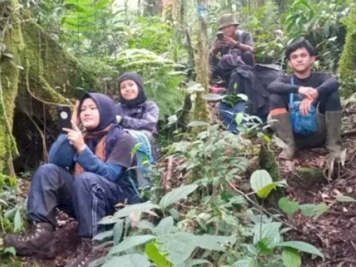 Hilang di Gunung, Tiga Mahasiswi UIN STS Jambi Ditemukan, Begini Kondisinya