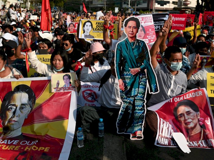 Kedubesnya Diserbu Pendemo, Tiongkok Bantah Terlibat dalam Kudeta Myanmar