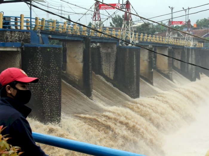 Riza Minta Warga Jakarta Siaga Hadapi Cuaca Ekstrem