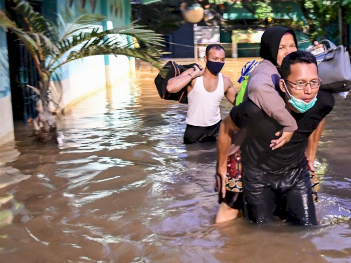 Cipinang Hulu Siaga III, Warga Bantaran Sungai Diimbau Waspada Kemungkinan Potensi Banjir
