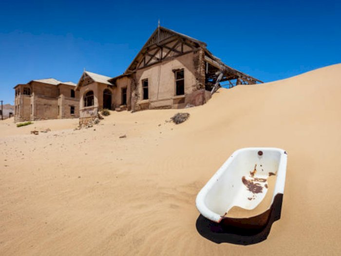 Kolmanskop Kota Hantu Penghasil Berlian Terbesar Di Afrika Indozone Id Kolmanskop Kota Hantu Penghasil Berlian Terbesar Di Afrika Indozone Id