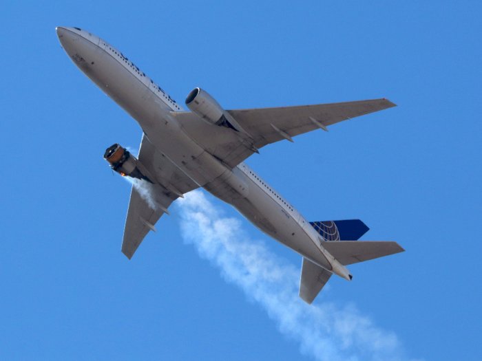 Soal Kejadian Mesin Pesawat United Airlines Terbakar di Udara, Pihak Boeing Angkat Bicara