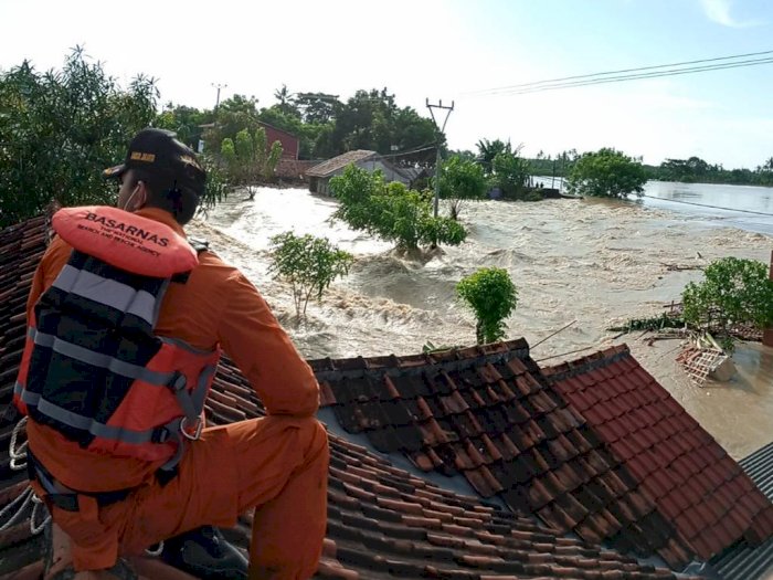 Basarnas Terjunkan Tim Rescue 'Spesial', Bantu Evakuasi Korban Tanggul Jebol Bekasi
