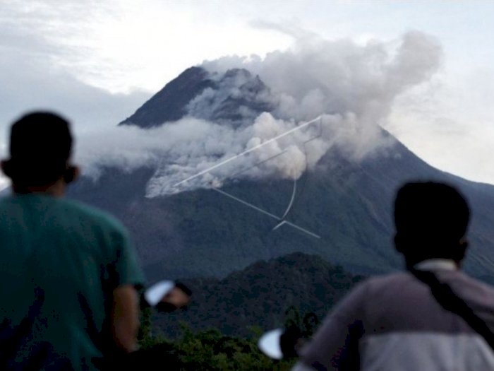 25 Kali Gempa Guguran, Lava Pijar Gunung Merapi Berjarak Luncur 800 Meter