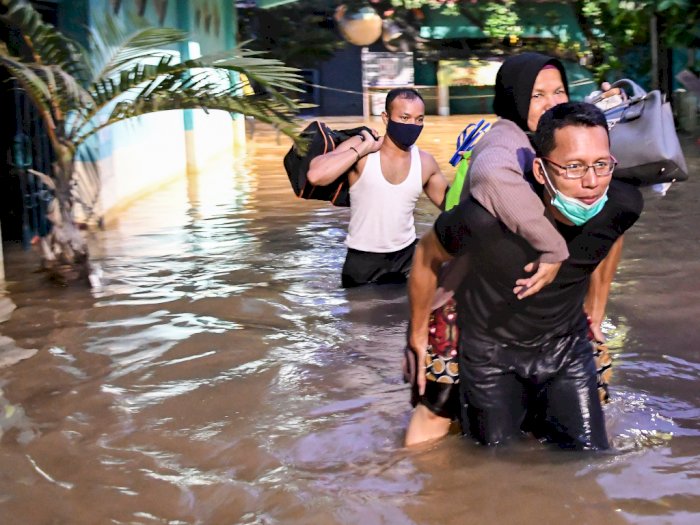 Anies Baswedan Klaim Banjir DKI Jakarta Satu Hari Surut: Atas Izin Allah