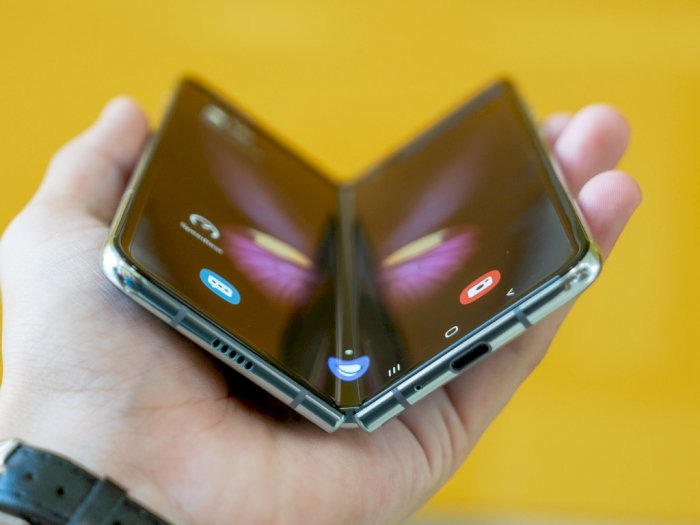 Smartphone Lipat Buatan Google Kemungkinan Pakai Layar Buatan Samsung!