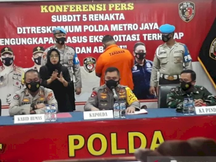 Angotanya Tembak Mati Tiga Orang Termasuk Prajurit TNI, Kapolda Metro Jaya Minta Maaf