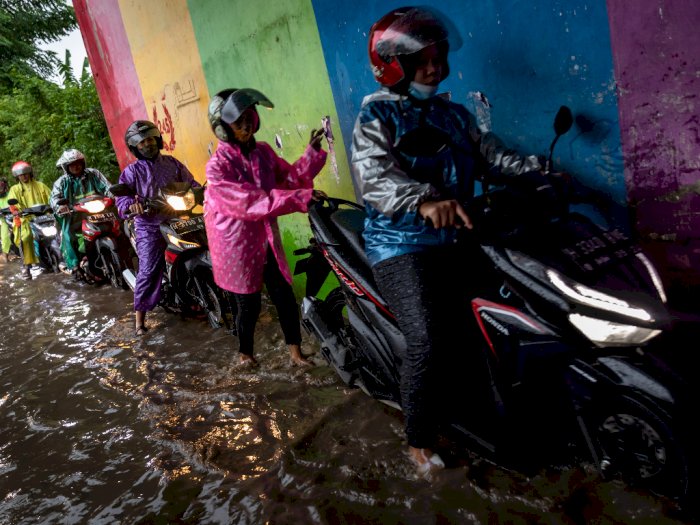 FOTO: Terowongan Semarang Hebat Terendam Banjir