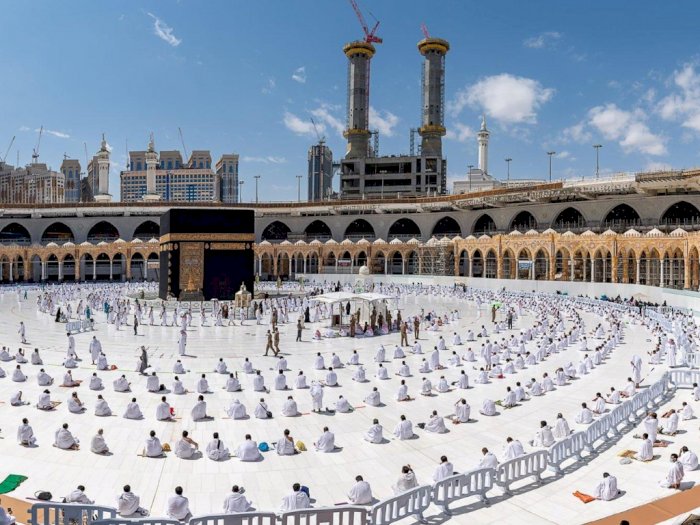 Arab Saudi Wajibkan Vaksin COVID-19 untuk Jemaah Haji 2021