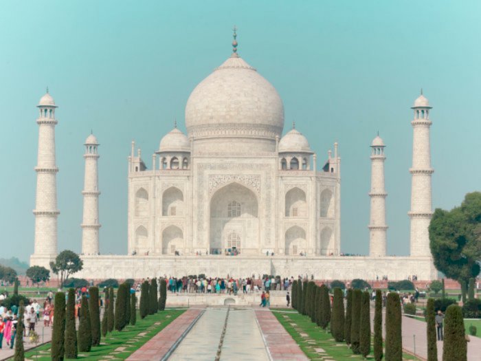 Ada Ancaman Bom, Taj Mahal Ditutup Sementara