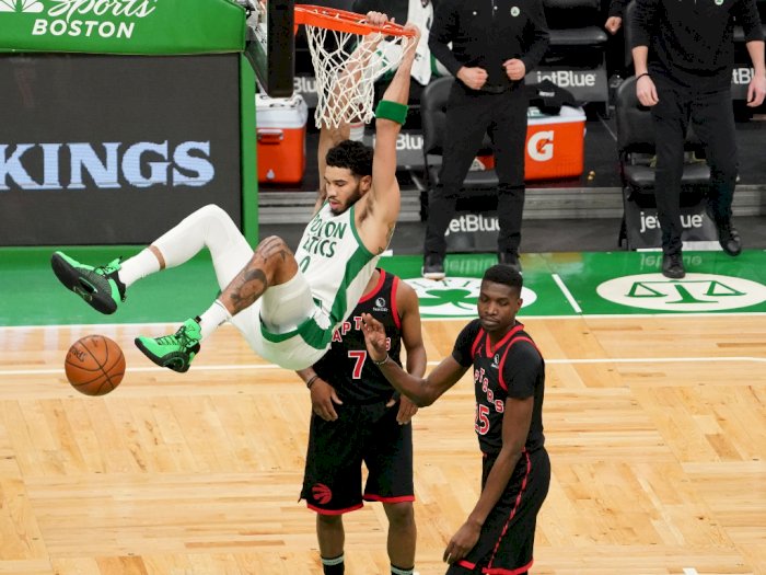 FOTO: Boston Celtics Taklukkan Toronto Raptors 132-125
