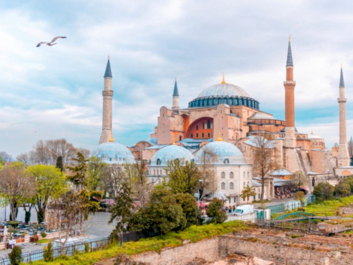 4 Destinasi Wisata Halal untuk Traveller Muslim, Jalan-jalan Segarkan Spiritual
