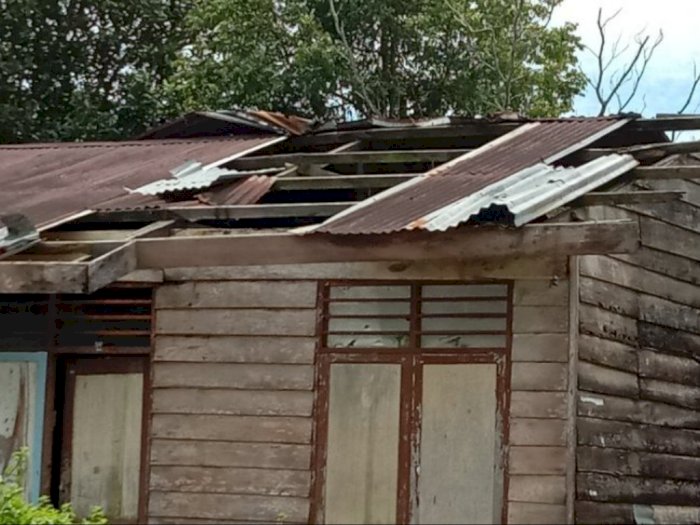 21 Rumah di 2 Desa di Simalungun Rusak Diterjang Angin Puting Beliung