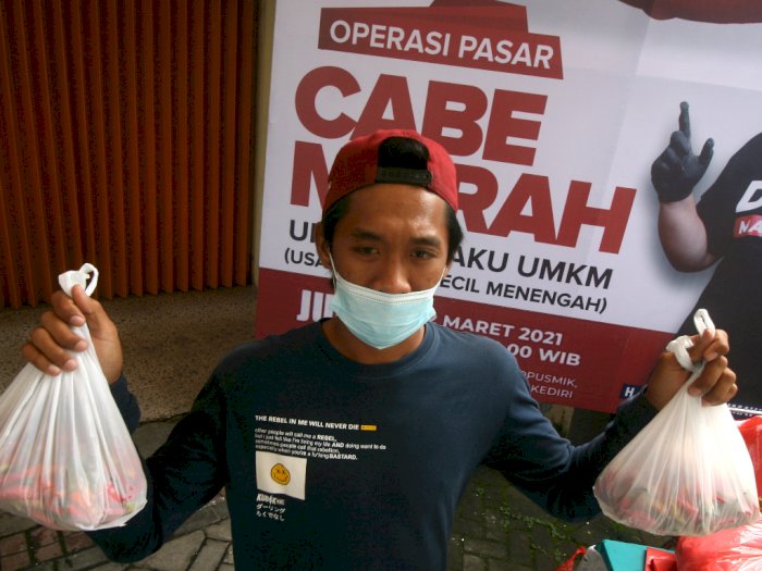 FOTO: Operasi Pasar Cabai Murah Untuk UMKM di Kediri