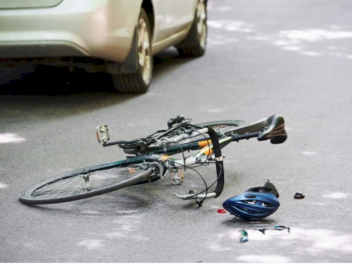 Polisi Tetapkan Pengendara Mercy yang Tabrak Pesepeda di Bundaran HI Sebagai Tersangka