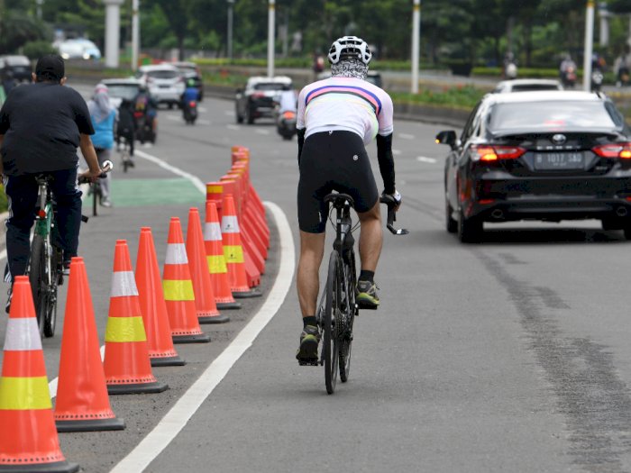 Awas! Nekat Bersepeda di Luar Jalur Khusus Bisa Didenda Rp100 Ribu