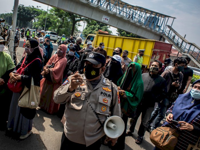 32 Simpatisan Rizieq Shihab dari Berbagai Kota Diamankan Polisi di PN Jakarta Timur