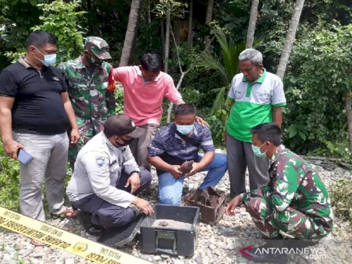Sedang Rapikan Tanah, Warga di Aceh Besar Temukan Benda Diduga Mortir Aktif
