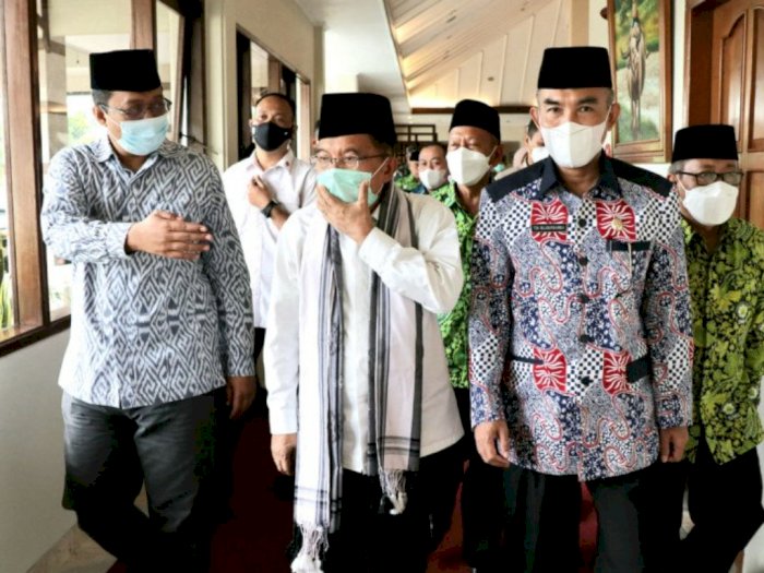 Jusuf Kalla Sarankan Pengurus Masjid Atur Shalat Tarawih Bergiliran saat Ramadhan