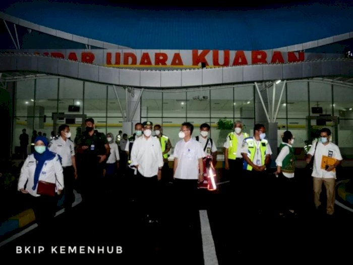 Sebelum Diresmikan Presiden, Menhub Sambangi Terminal Baru Bandara Kuabang Halmahera Utara