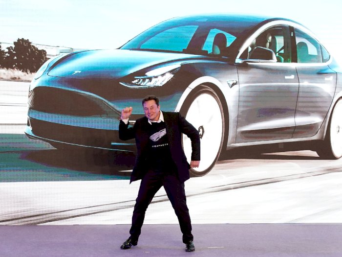 Kabar Baik untuk Pemilik Bitcoin! Elon Musk Restui Pembelian Mobil Tesla Pakai Bitcoin