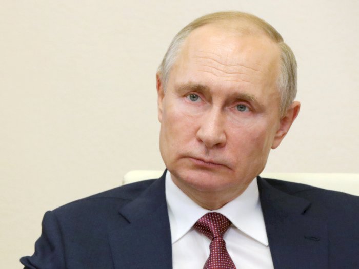 Kremlin: Merek Vaksin yang Dipakai Vladimir Putin akan Dirahasiakan