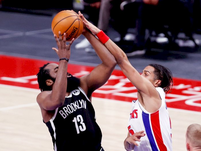 FOTO: Harden Cetak 44 Poin, Brooklyn Nets Menang Tipis 113-111 Atas Pistons