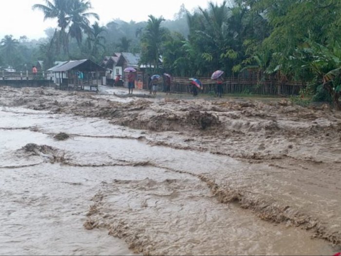 Banjir di Kabupaten Pidie, Akses Antar Kampung Putus Diterjang Luapan Sungai Peucok