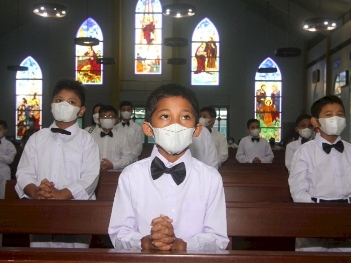 FOTO: Misa Penerimaan Komuni Pertama di Masa Pandemi 