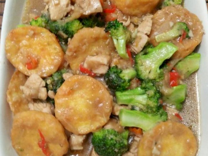 Bagaimana Kalau Hari Ini Buat Tumis Ayam dan Tofu?