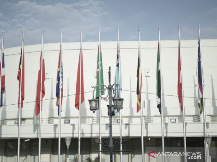 Peringati 66 Tahun KAA, 110 Bendera Dipasang di Gedung Merdeka Bandung