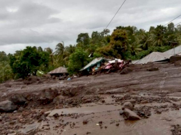 Banjir di Flores Timur Menjadi Duka, BPBD Catat Data Sementara 23 Orang Meninggal Dunia