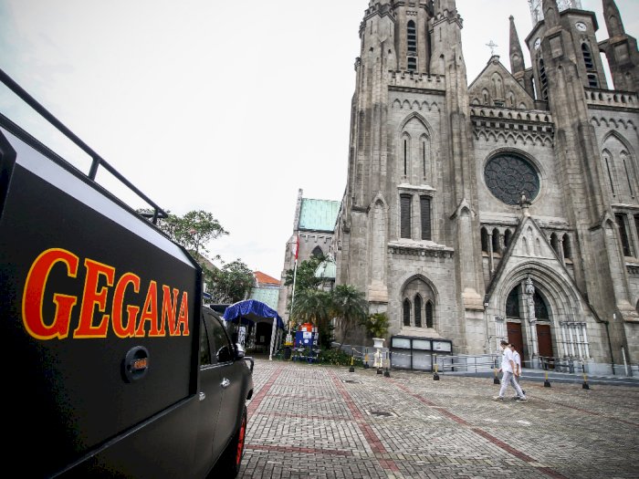 Kapolri Tinjau Langsung Pengamanan Misa Paskah di Gereja Katedral Jakarta