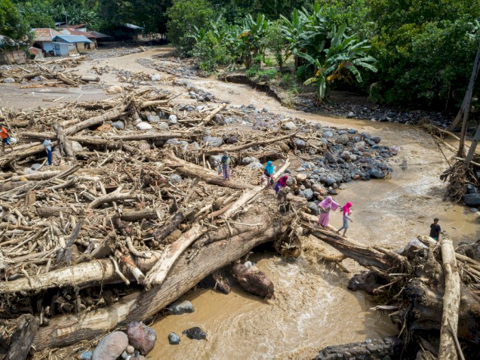 FOTO: Kerusakan Lingkungan Picu Banjir Bandang