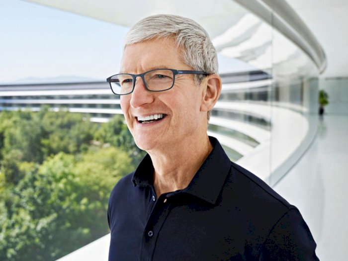 CEO Apple, Tim Cook Sebut Mobil Otonom Mirip Seperti Robot!