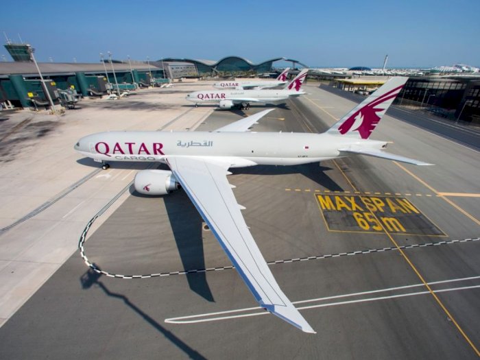 Penerbangan Pertama Qatar Airways dengan Semua Penumpang dan Kru Sudah Divaksin