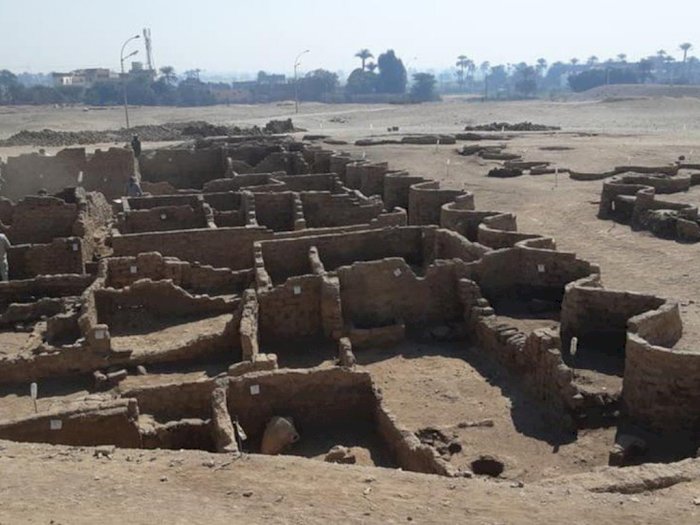Arkeolog Temukan Kota Emas Berusia 3.000 Tahun di Mesir