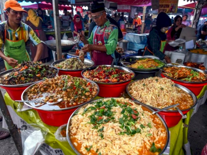 Di Tengah Pandemi Virus Corona, Malaysia Tetap Membuka Bazar Ramadhan