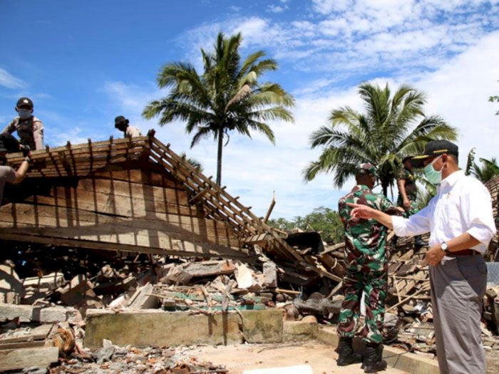 Pemerintah Fokus Tangani Korban Gempa Bumi, Bawa Warga Keluar dari Rumahnya