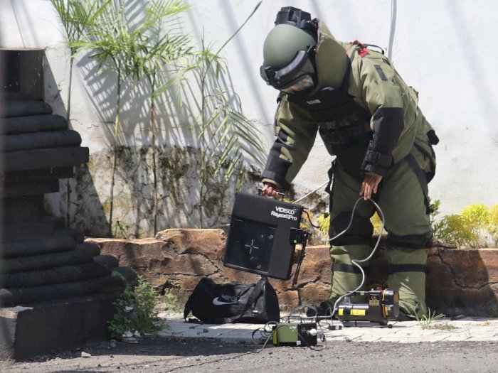 FOTO: Tas Diduga Bom di Kota Kediri