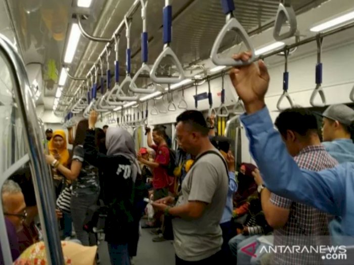 Penumpang MRT Kini Boleh Batalkan Puasa saat Berada di Dalam Kereta, Catat Syaratnya