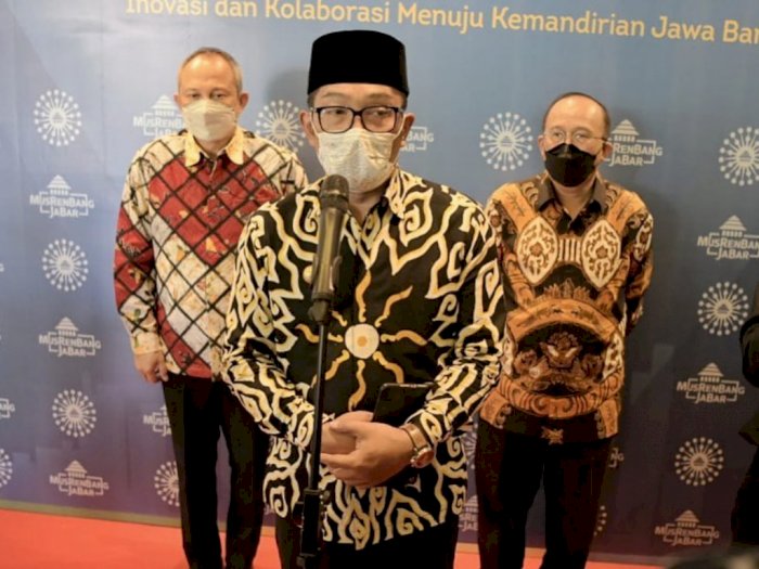 Penampakan Batik Ironman Telorceplok Hasil Desain Ridwan Kamil Curi Perhatian