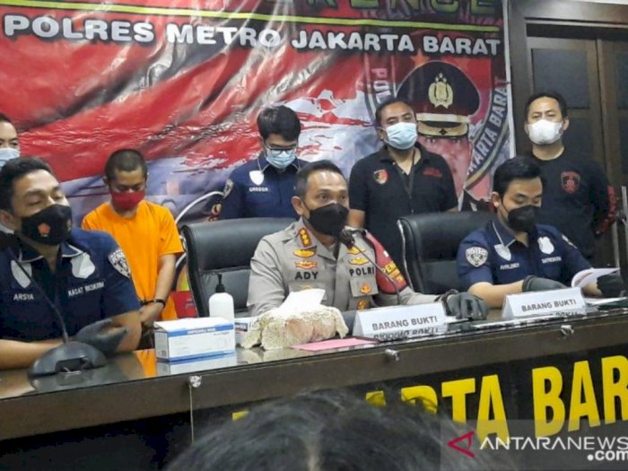 Terlilit Utang Gegara Investasi Bodong, Pegawai Toko Gasak 14 Unit Iphone di Cengkareng